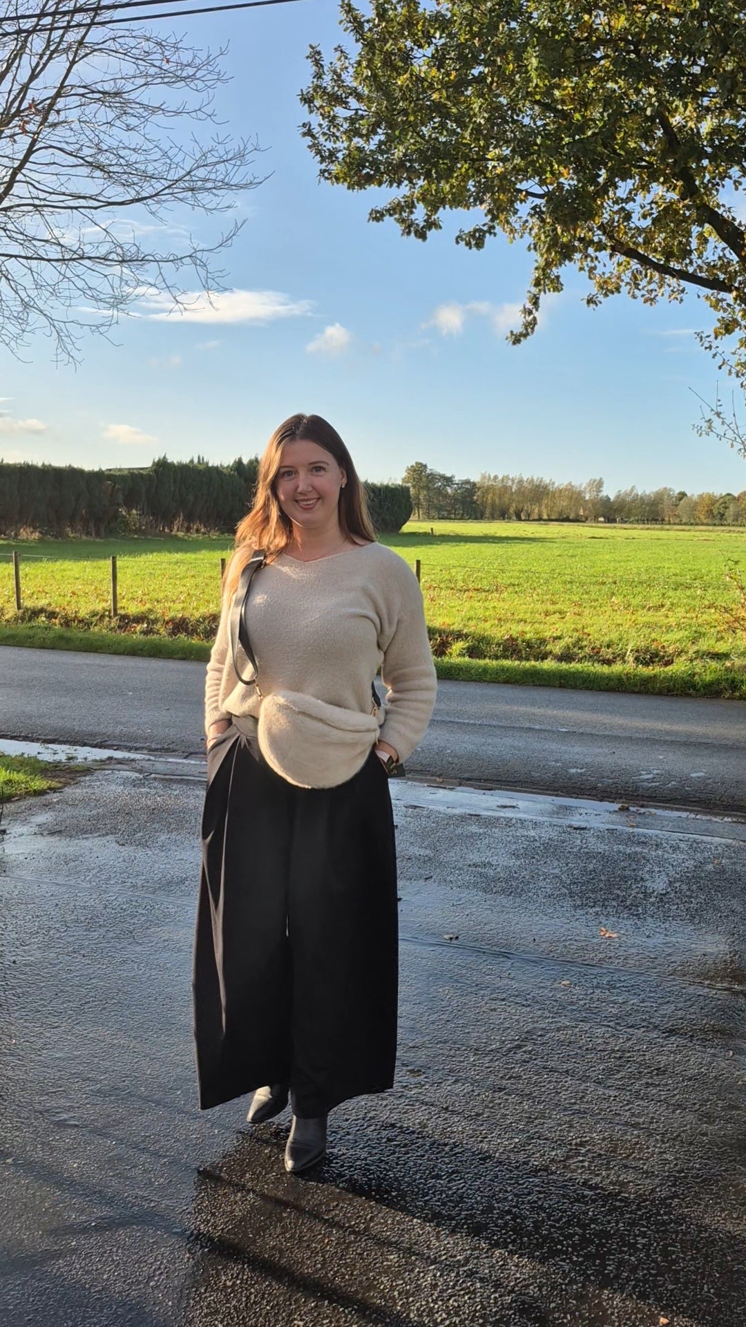 Faux fur crossbody bum bag beige